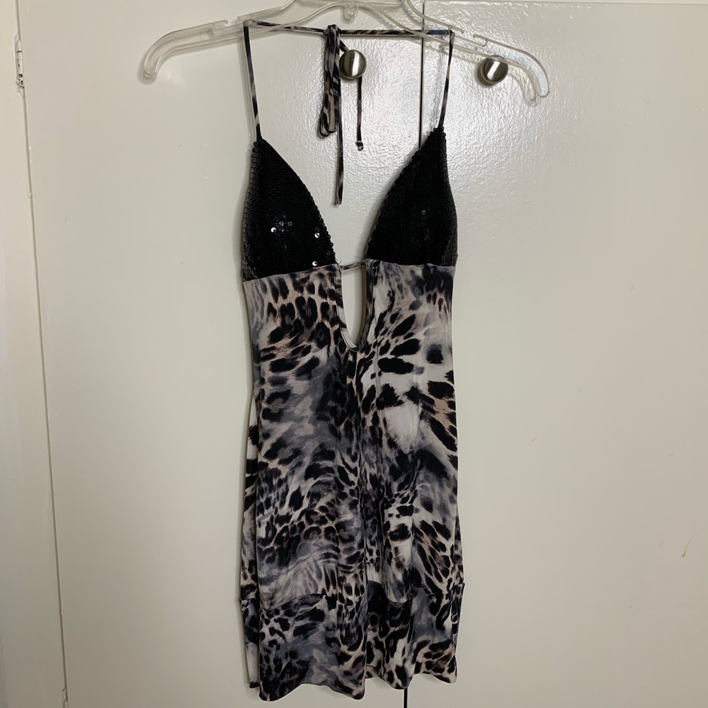 Wet Seal Women’s Medium Cut-Out Mini Dress - animal print
